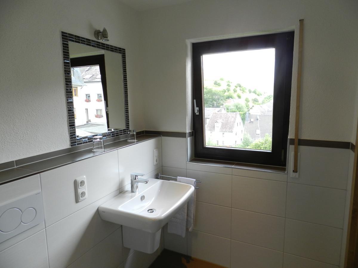 Hotel Weingut Stassen Oberheimbach Exterior foto